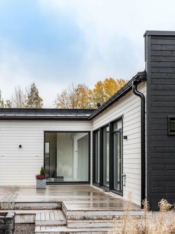 Cubo – i skydd av vingar Cubo – i skydd av vingar